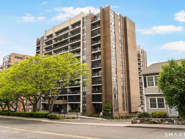 44 Strawberry Hill Avenue 8K, Stamford CT 06902