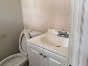 111 McGrath Court, Stratford CT 06615
