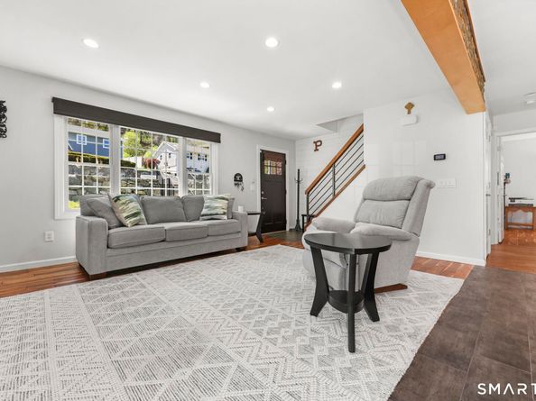 31 Hillandale Road, Danbury CT 06811