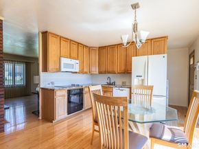 105 Bear Paw Road, Bridgeport CT 06606