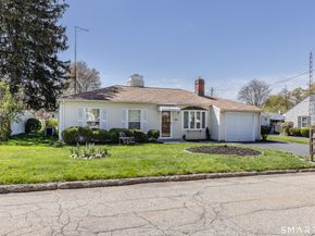 105 Bear Paw Road, Bridgeport CT 06606