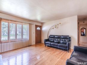 105 Bear Paw Road, Bridgeport CT 06606