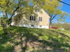 310 Douglas Street, Bridgeport CT 06606