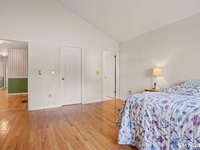 29 Greystone 29, Shelton CT 06484