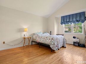 29 Greystone 29, Shelton CT 06484