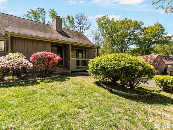 315 Navajo Lane A, Stratford CT 06614