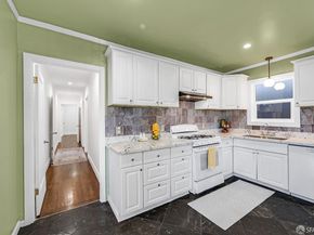 3422 Kansas Street, Oakland CA 94602