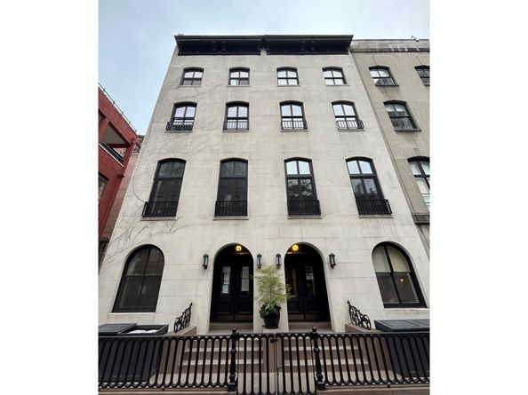 222 East 17th Street GARDEN, New York NY 10003