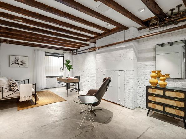 222 East 17th Street GARDEN, New York NY 10003
