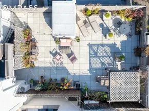 300 East 4th Street 1A, New York NY 10009