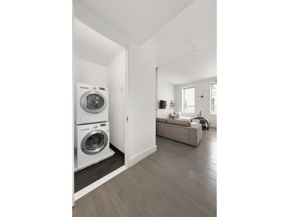 416 West 52nd Street 207, New York NY 10019