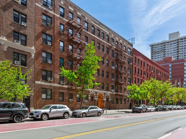 125 West 96th Street 1A, New York NY 10025