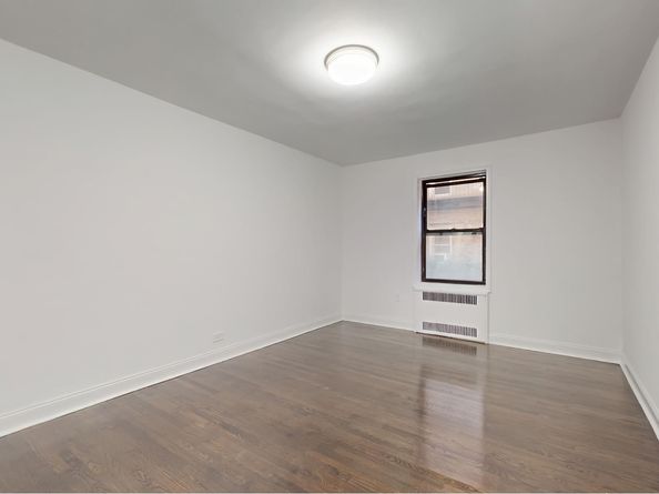 221 East 18th Street 1E, Brooklyn NY 11226