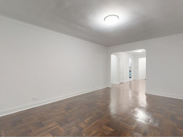 221 East 18th Street 1E, Brooklyn NY 11226