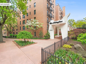 139-15 83rd Avenue 127, Queens NY 11435