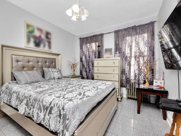 60-18 Bleecker Street, Queens NY 11385