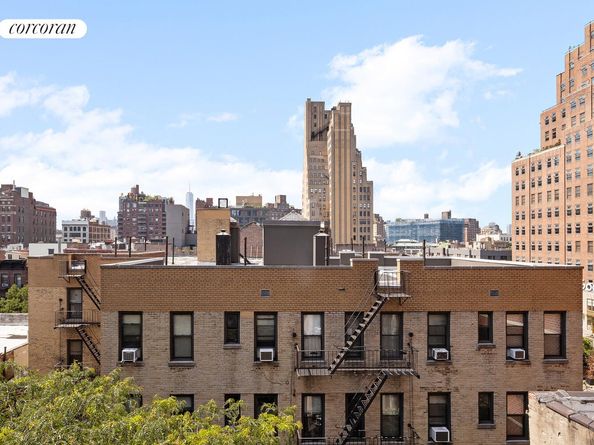 252 West 17th Street 8A, New York NY 10011
