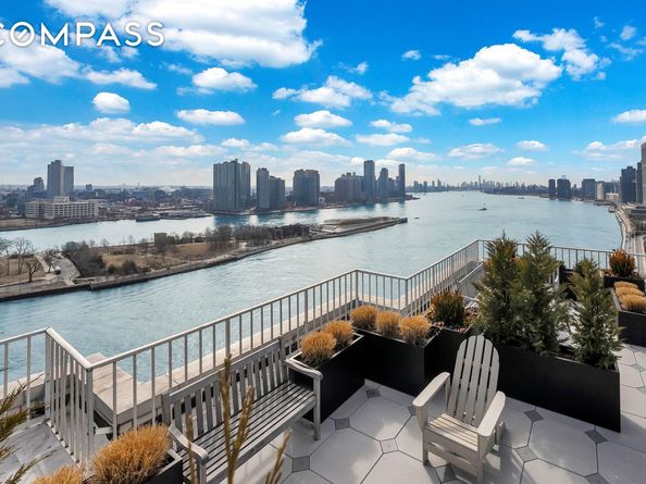 45 Sutton Place S 8L, New York NY 10022