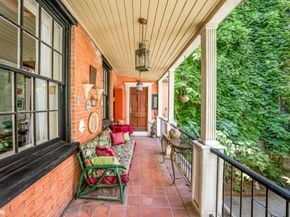 422 West 46th Street 2R, New York NY 10036