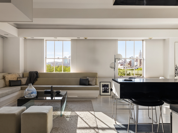 143 Ave B 7EF, New York NY 10009
