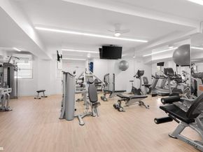 45 Sutton Place S 16/O, New York NY 10022