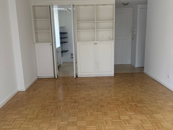 255 East 49th Street 15A, New York NY 10022