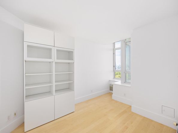 20 Bayard Street 11D, Brooklyn NY 11211