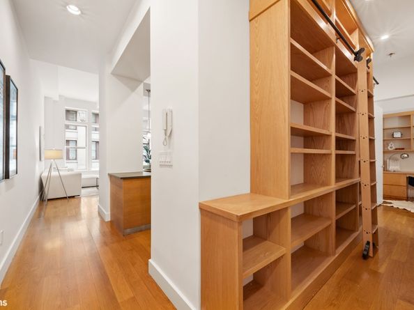 49 East 21st Street 2B, New York NY 10010