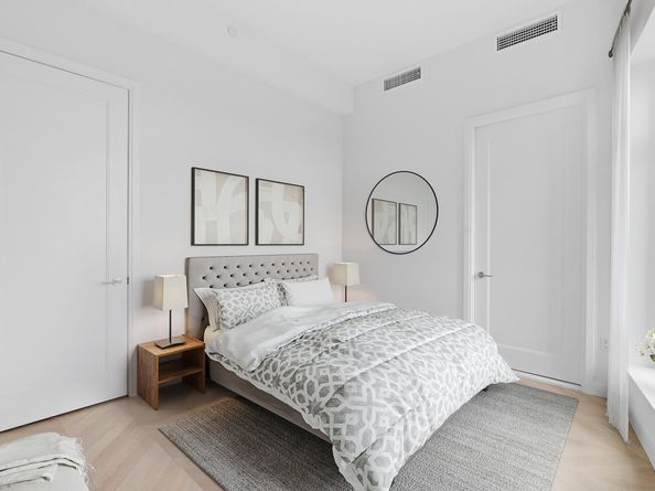29-18 41st Avenue 2D, Queens NY 11101