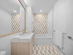 29-18 41st Avenue 2D, Queens NY 11101