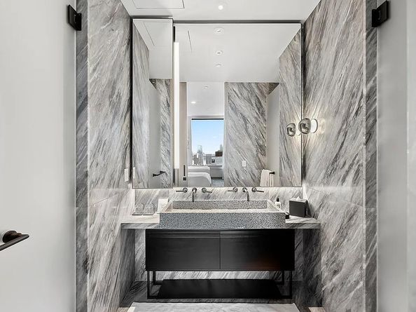25 West 28th Street 41D, New York NY 10001