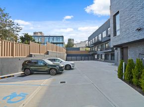 21-31 Shore Boulevard 1F, Queens NY 11105