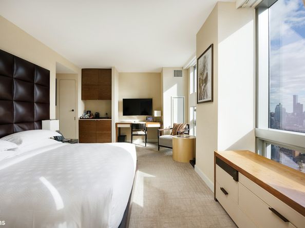 246 Spring Street 2504, New York NY 10013