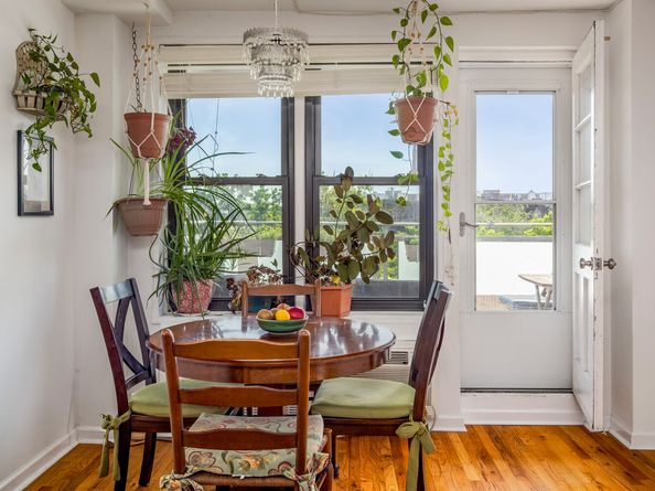 350 Ocean Parkway 4D, Brooklyn NY 11218