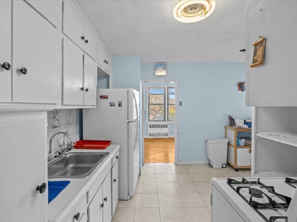 1770 East 14th Street 5G, Brooklyn NY 11229