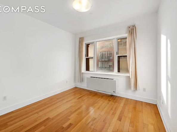 41-26 27th Street 7C, Queens NY 11101