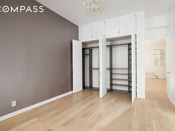 23 East 10th Street 508, New York NY 10003