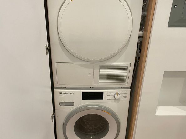 23 East 10th Street 508, New York NY 10003