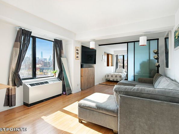 189 Ave C 10D, New York NY 10009