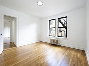 319 West 18th Street 5H, New York NY 10011