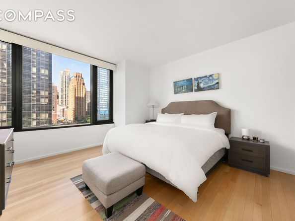 50 United Nations Plaza 6C, New York NY 10017