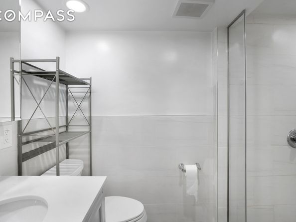 37 Henry Street TH1, Brooklyn NY 11201