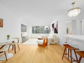 10 West 15th Street 1014, New York NY 10011