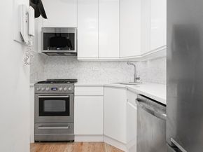 10 West 15th Street 1014, New York NY 10011