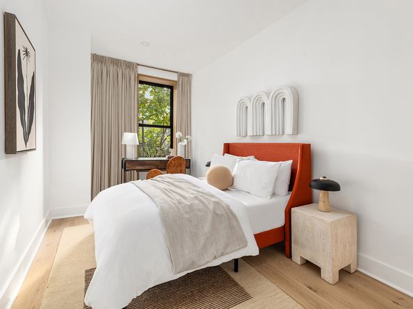 22 St Johns Place 3, Brooklyn NY 11217