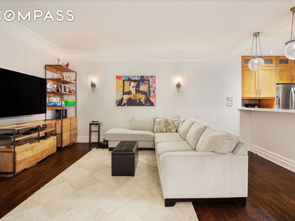 370 Central Park W 108, New York NY 10025