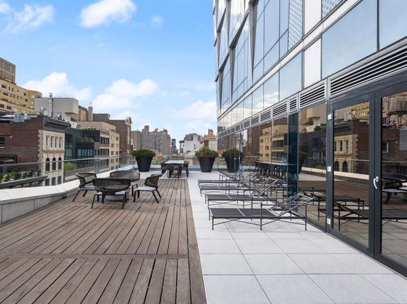 35 West 15th Street 13B, New York NY 10011