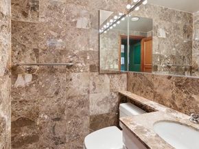 157 East 74th Street 9B, New York NY 10021