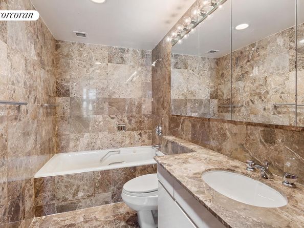 157 East 74th Street 9B, New York NY 10021