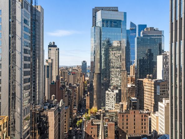11 East 29th Street 29A, New York NY 10016